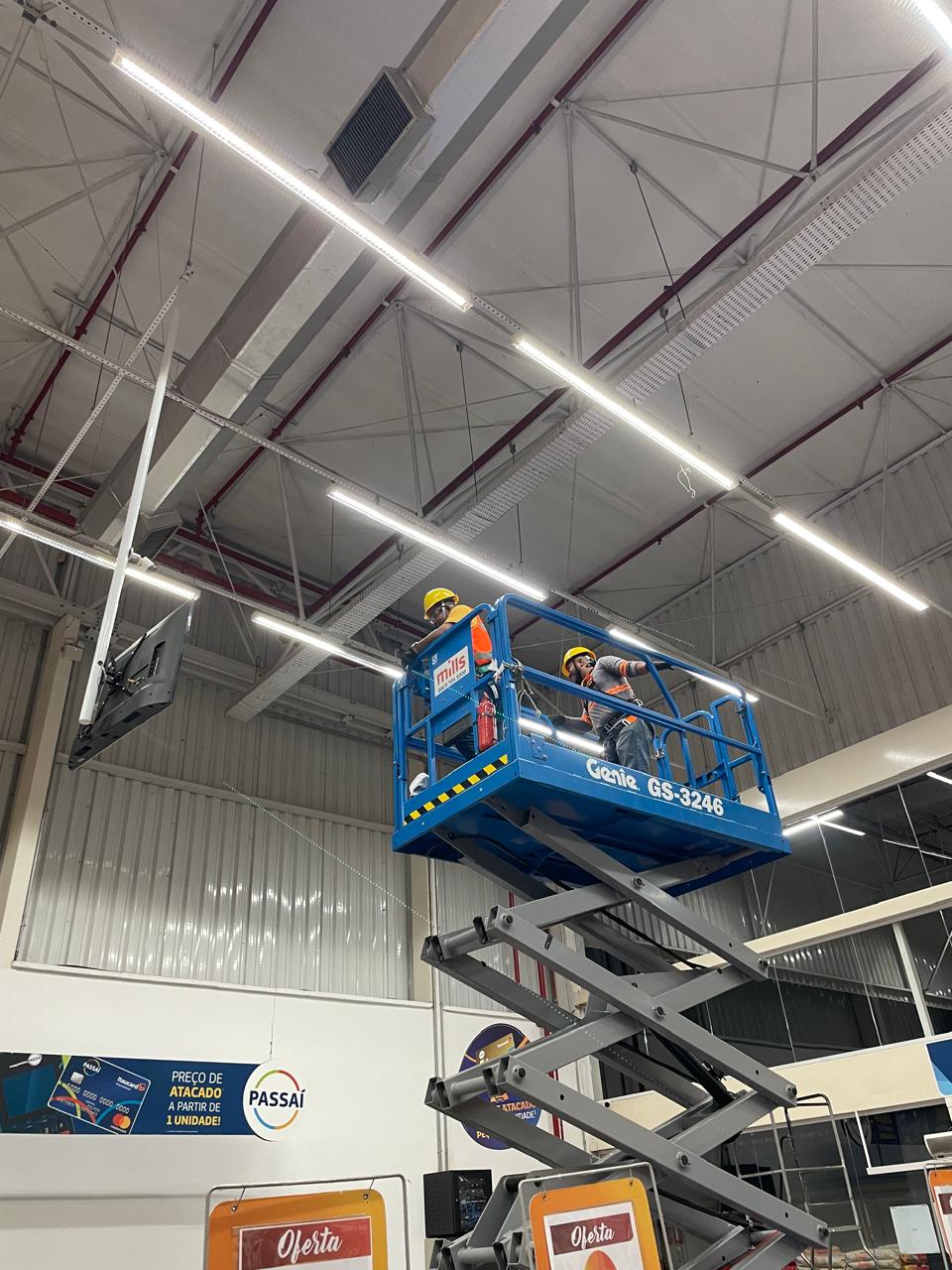 Processo de substituição das luminárias LED